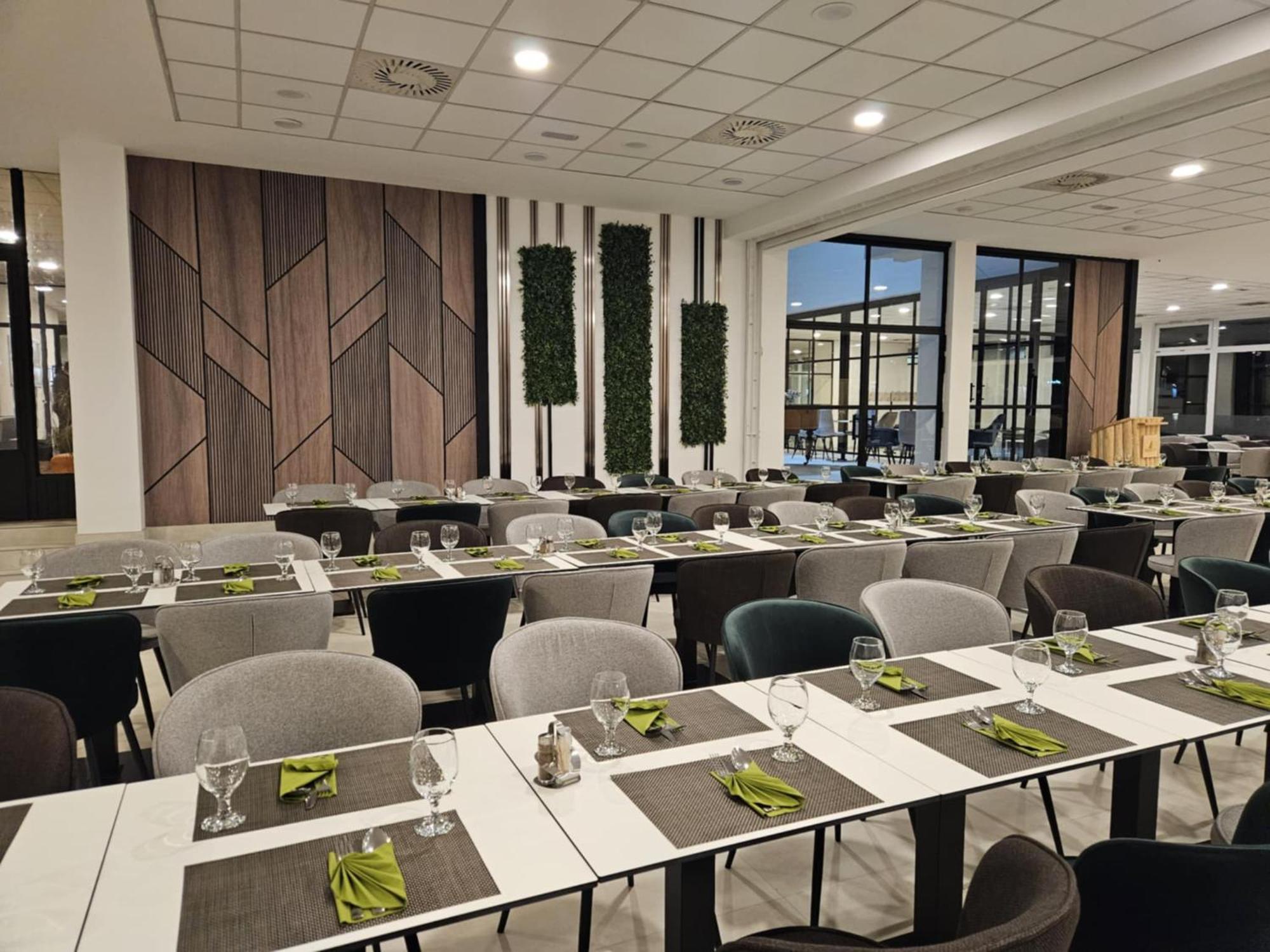 Hotel Szieszta Sopron Bagian luar foto