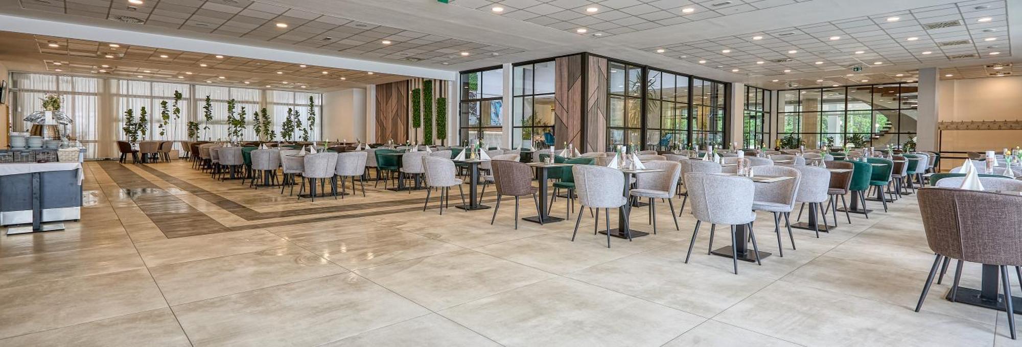 Hotel Szieszta Sopron Bagian luar foto